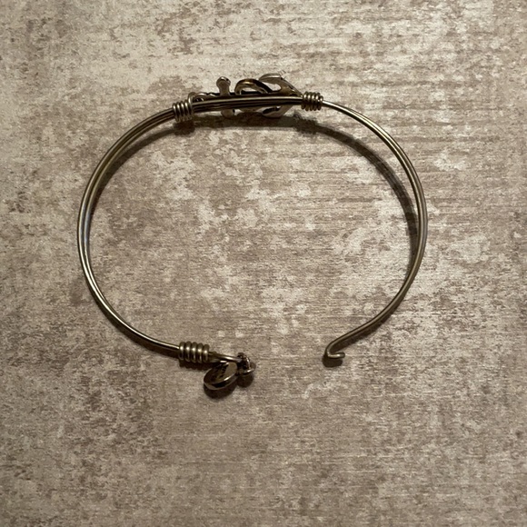 Anchor Heart Bracelet - Picture 2 of 3